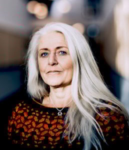 Bild på slöjdläraren Eva Söderberg.